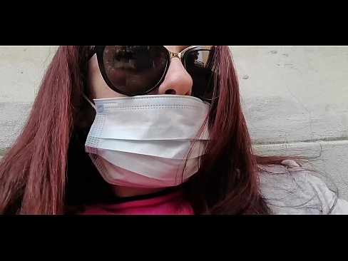 ❤️ Nicoletta hefnir sín á nágranna sínum og pissar í bílskúrinn hans (sérstök Covid19 ítalsk sóttkví) Klám hjá okkur is.tubesexer-com.ru ❌